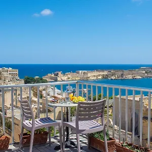 19 , Valletta Malta